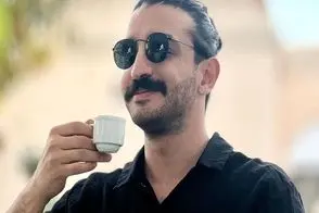 آواز معروفا؛ سینا ساعی بیا تا گل برافشانیم رو مدل رپری خوند و ته خلاقیتشو رو کرد