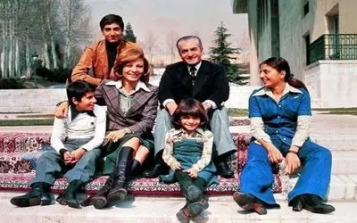 سفر به ایام قدیم ندیم؛ پیتیکو پیتیکو کردن علیرضا پهلوی رو کول لیلا پهلوی