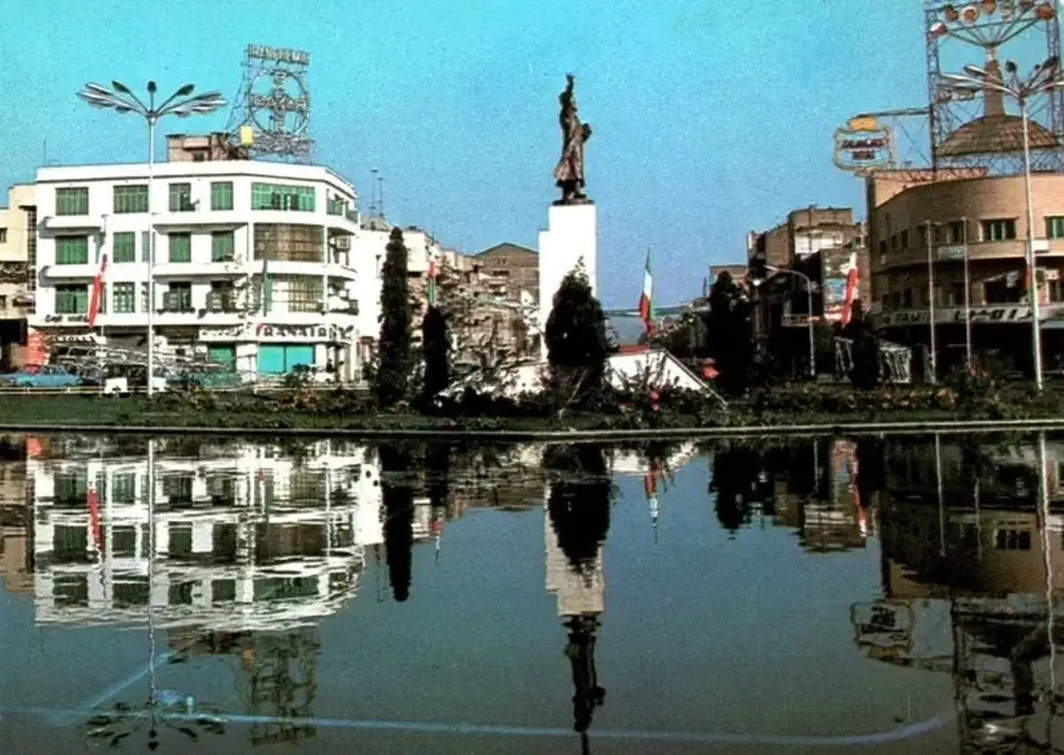 میدان فردوسی