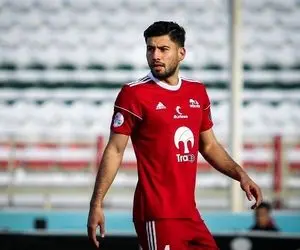 پرسپولیس به دنبال خرید ایمان سلیمی