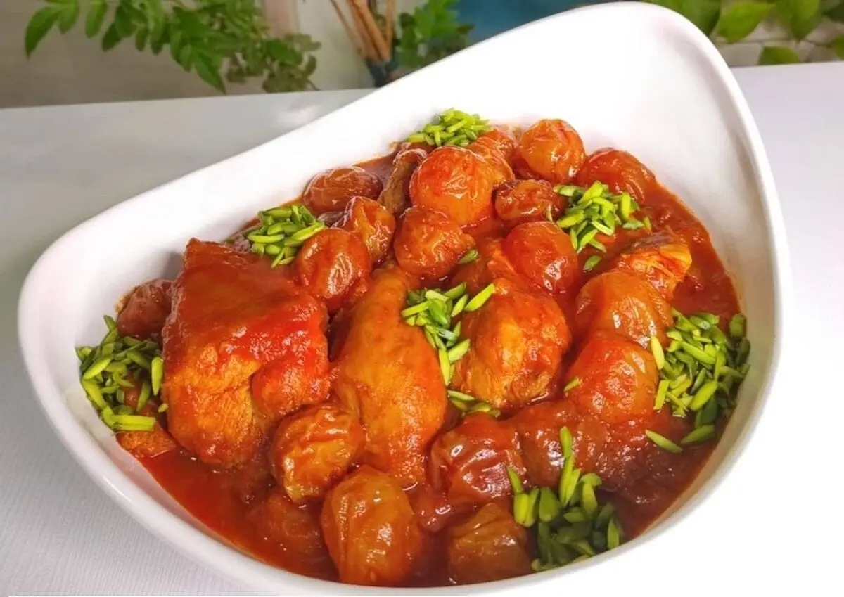 خورشت مرغ و آلو
