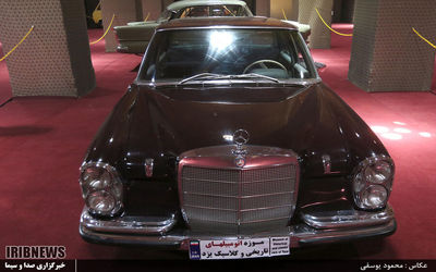 (عکس) تصاویری از خودروی قدیمی استاد محمدرضا شجریان