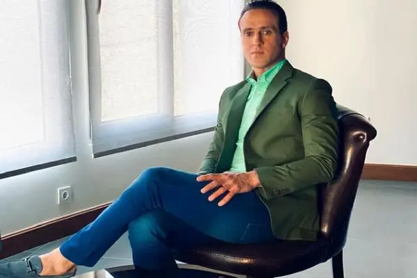 ali karimi shayanews