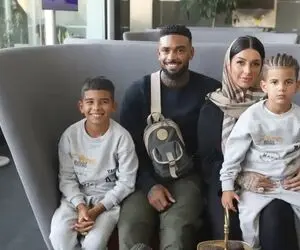 (عکس) وقتی همسر لوکادیا به پرسپولیسی ها نخ داد