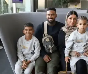 (عکس) وقتی همسر لوکادیا به پرسپولیسی ها نخ داد