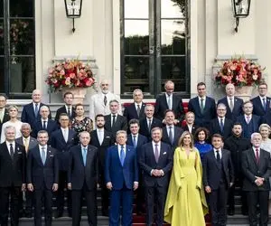 ملکه هلند در پخش زنده ادای ترامپ را درآورد؟ +ویدیو