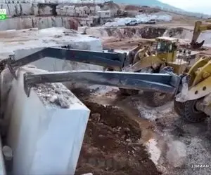 ماشین های پر شگفت؛ با قلاب قوی که داره عین آب خوردن دیوار مثل دیوار چین رو چپ می کنه