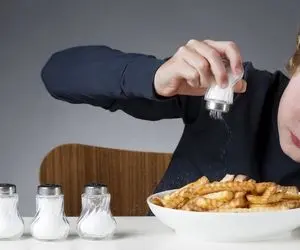 8 ترفند برای از بین بردن شوری غذا؛ تو که غذات شور شده بیا بهت بگم چه کار کنی!