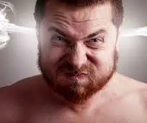 رفتارهایی که آقایان را به مرز جنون می رساند؛ خانم ها مراقب باشید!