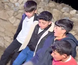 آواز محلی؛ پسر تینیجا دست تو دست هم چه رقص کوردی میکنن اصالت موج میزنه