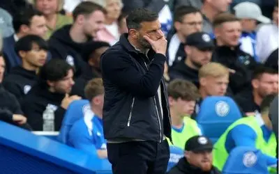 فن‌نیستلروی تسهیل‌گر سقوط لستر به چمپیون شیپ