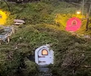 معماری خلاقانه؛ با شیشه ترشی خونه ی لی لی پوتی ساخت پرتت میکنه به زمان بچگی