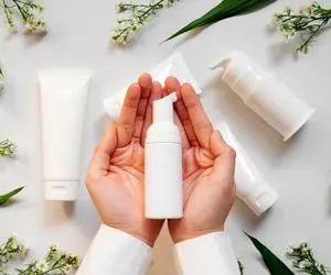 کدام نوع شامپو برای موهای کراتینه شده مناسب است؟