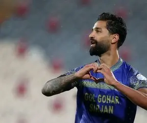 مدافع آبی ها تمدید کرد