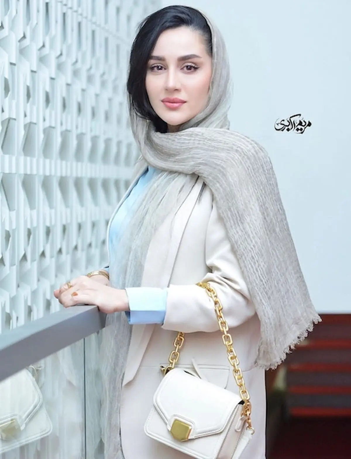 رنگ لباس برای پوست سبزه