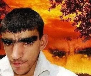 آواز شاد؛ کتابو نباید از رو جلدش قضاوت کرد پسره رو دیدنی میگی ازش خواننده درنمیاد ولی