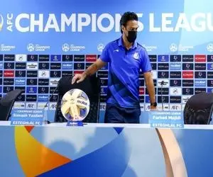 (ویدئو) اتفاقی عجیب در کنفرانس مطبوعاتی مجیدی؛ مترجمی که از فرهاد معنی کلمات می پرسید!!