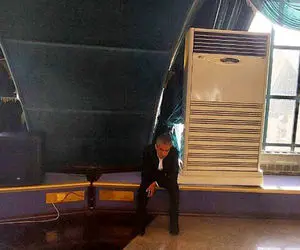 (عکس) وضعیت عجیب دبیر کل فدراسیون فوتبال در انتخابات!