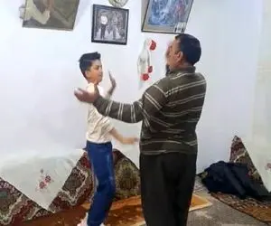 آواز محلی؛ پدر و پسر با آهنگ آذری چه رقصی میکنن فقط دختر که حسودی میکنه باباهه خفن