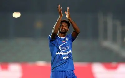 هافبک گابنی استقلال یک میلیون دلار دستمزد می گیرد