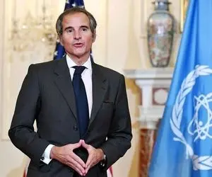 گروسی در این زمان به ایران می آید