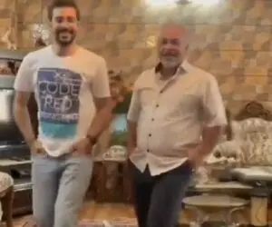 آواز شادانه؛ پسره موزیک پلی کرد باباش رقصید خنده اش گرفت پدر محترم پس گردنی زد
