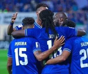 داس الهلال روی صورت سرخابی‌ها؛ استقلال بهتر بود یا پرسپولیس؟