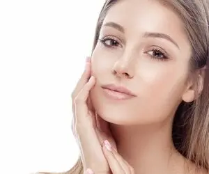 با رعایت چند نکته کاری کن تابستون نشده پوستت برق بزنه؛ ترفندهایی برای داشتن پوستی سالم