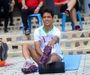 (عکس) واکنش مهدی قایدی به سوتی کارگردان تلویزیونی