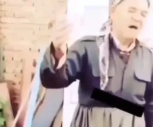 آواز محلی؛ پیرمرد داهاتی خوش صدا جوری آهنگ براده ری میخونه انگار میکروفون قورت داده