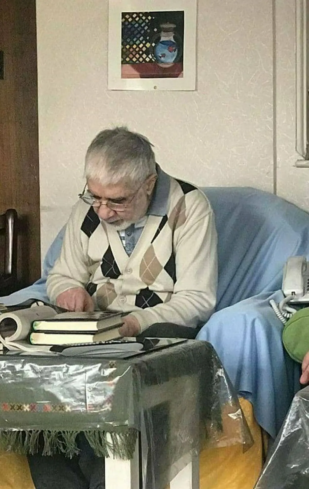 2546237_756