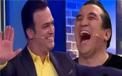 سکانس شاد/خداداد میگه چطوری با هیکل قناس غوغا میکنی که حامد نشونش میده