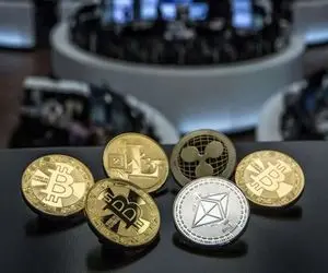 قیمت ارزهای دیجیتال امروز دوشنبه ۱۵ بهمن ۱۴۰۳ + جدول