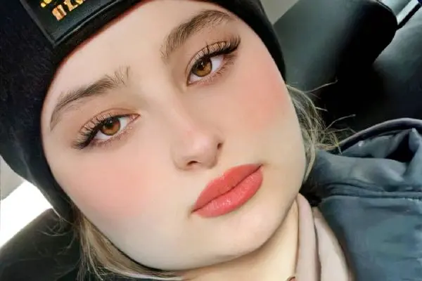 nika forghani shayanews