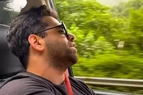 آواز شاد؛ رضا بهرام تو سفر شمال با پارتنرش ای ماه من از قلب شب نرو حین رانندگی خوند