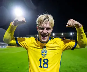 بارسلونا به دنبال استعداد 17 ساله سوئدی