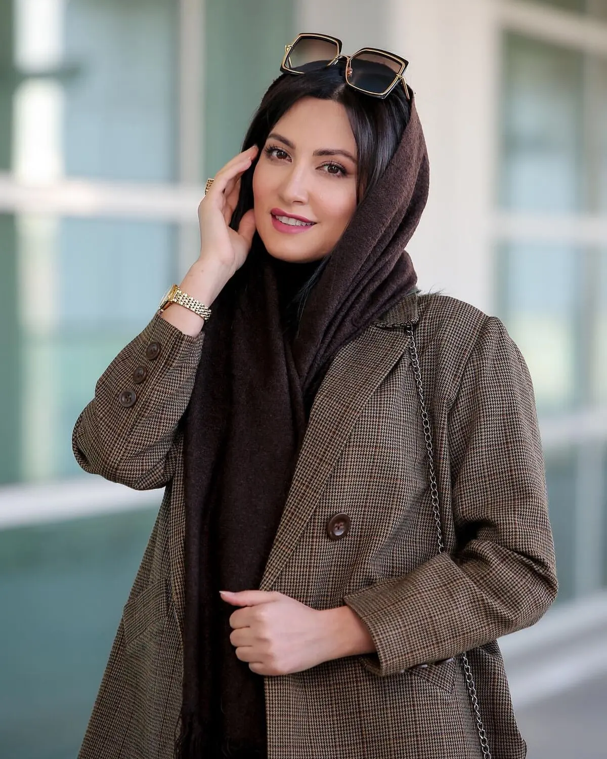 samirahosseini.official_1644771048_2