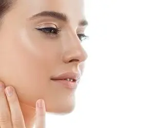 هفت ماده غذایی که می توانند باعث بروز جوش و آکنه شوند!