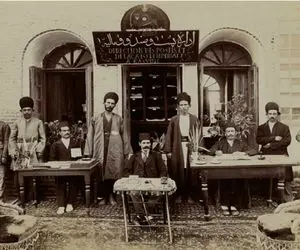 یک عکس یک روایت؛ پیشگامی ناصرالدین شاه در استفاده از تکنولوژی از راه اهن تا تلگراف