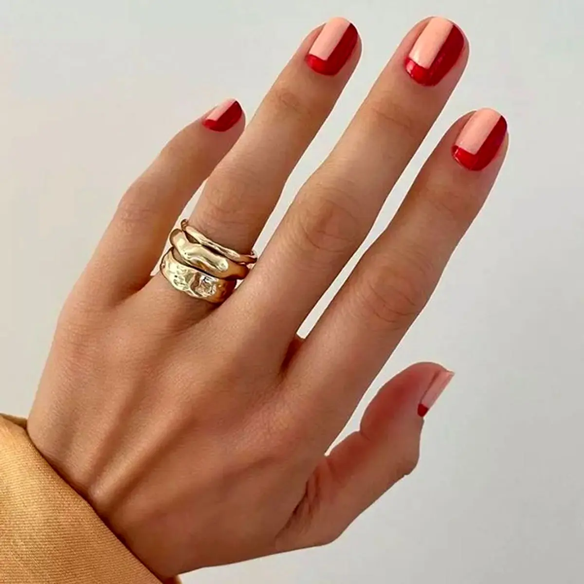 red-nail-model-for-girls-6