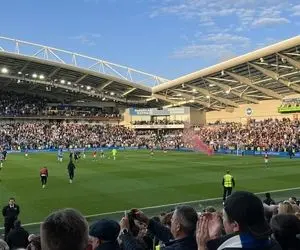 شما لایق پوشیدن پیراهن منچستر نیستید!