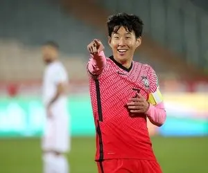 (عکس) ستاره تاتنهام، سومین کره‌ای گلزن در ورزشگاه آزادی