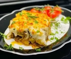 کباب مجارستانی غذای فرنگیه که میبرتت تو جمع بچه های اروپا؛ منو رو رنگی بچین و های کلاس