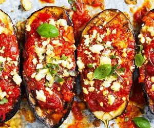 آموزش آشپزی؛ دو تا غذای فوری و خوشمزه با بادمجان