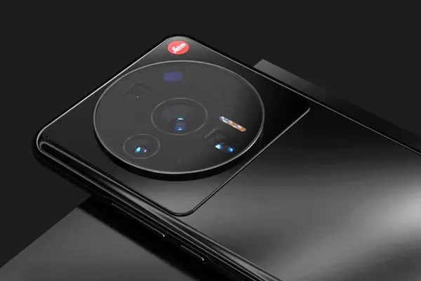 Xiaomi 12 Ultra to come in leather, glass and ceramic variants