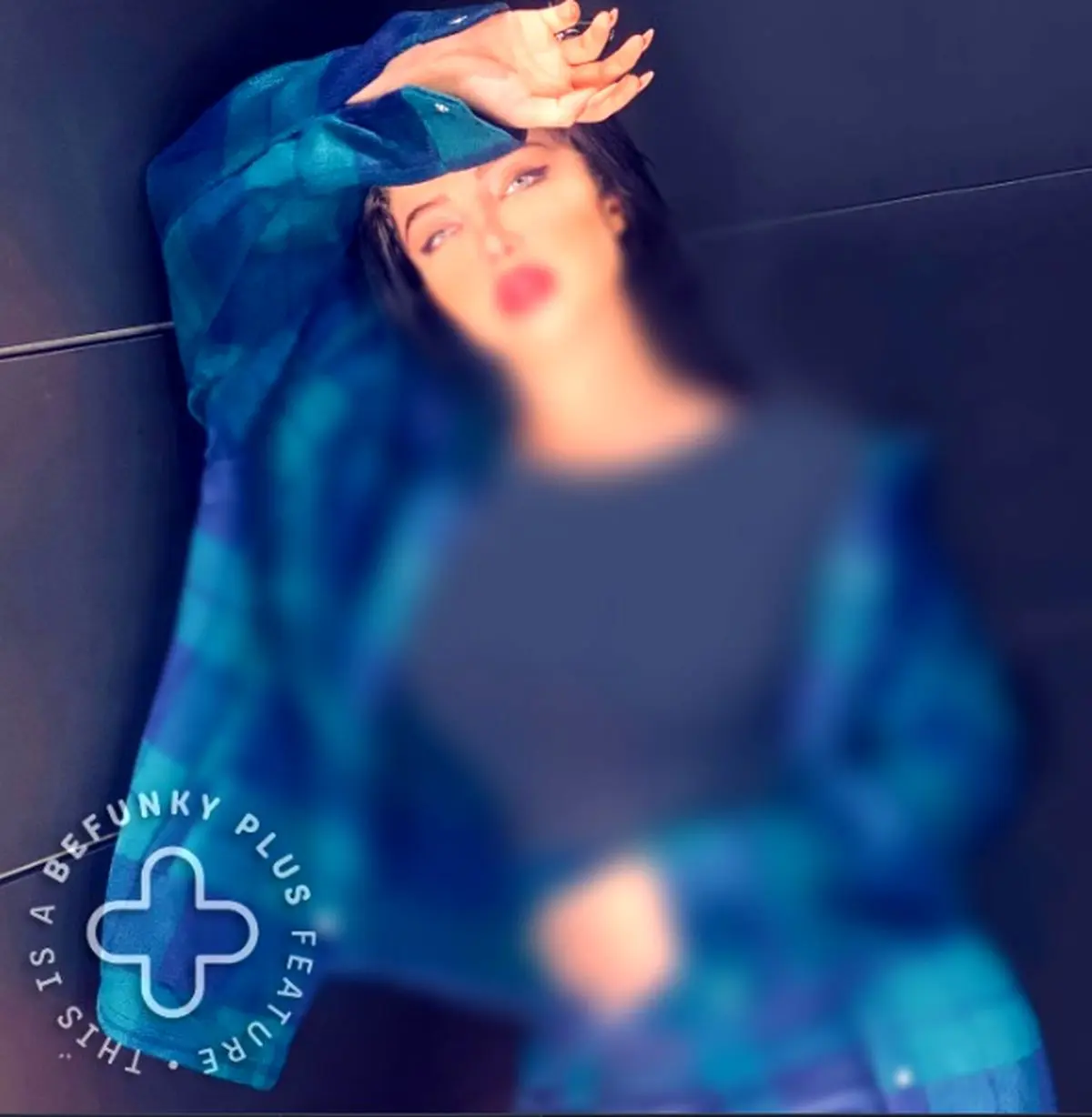 زنِ سپهر حیدری با آقاش سِتیده اوووف خوراک؛ تو دبی یجا رفتن حسرت خورون شاخ!