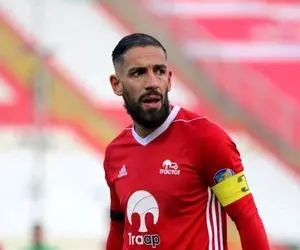 اشکان دژآگه استقلال - پرسپولیس یا شاید هم نساجی!