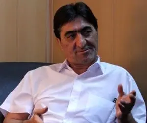 مهاجم سابق پرسپولیس: نباید استقلال را بزرگ کنیم!