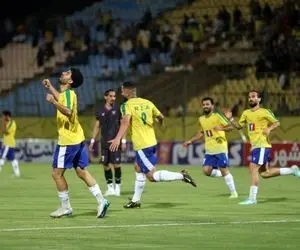 درب ورزشگاه به روی زنان آبادان باز شد