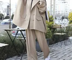 پوشیدن مانتو کوتاه ممنوع شد